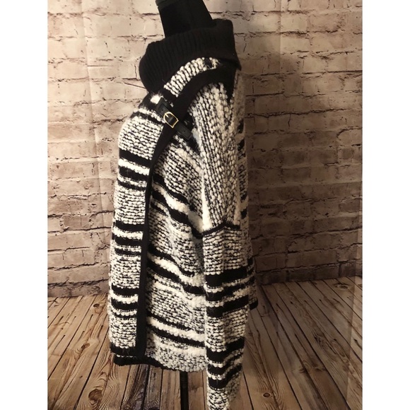 Calvin Klein Cowl Neck Pullover Sweater Size S/M - Picture 3 of 4